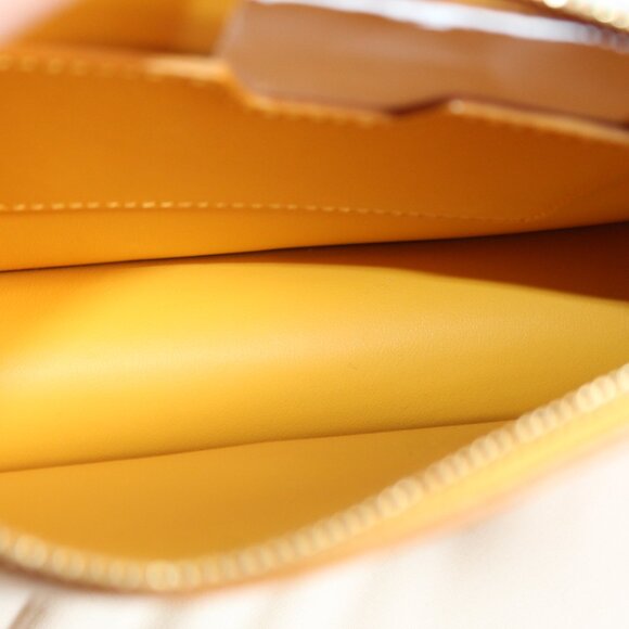 NWT Burberry TB Monogram Lizard Embossed Leather Pouch Shoulder Bag Lemon - Picture 10 of 12